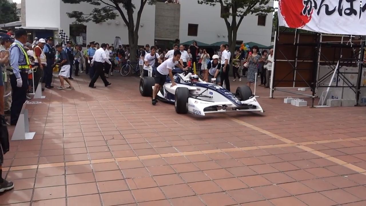 岡崎にF1